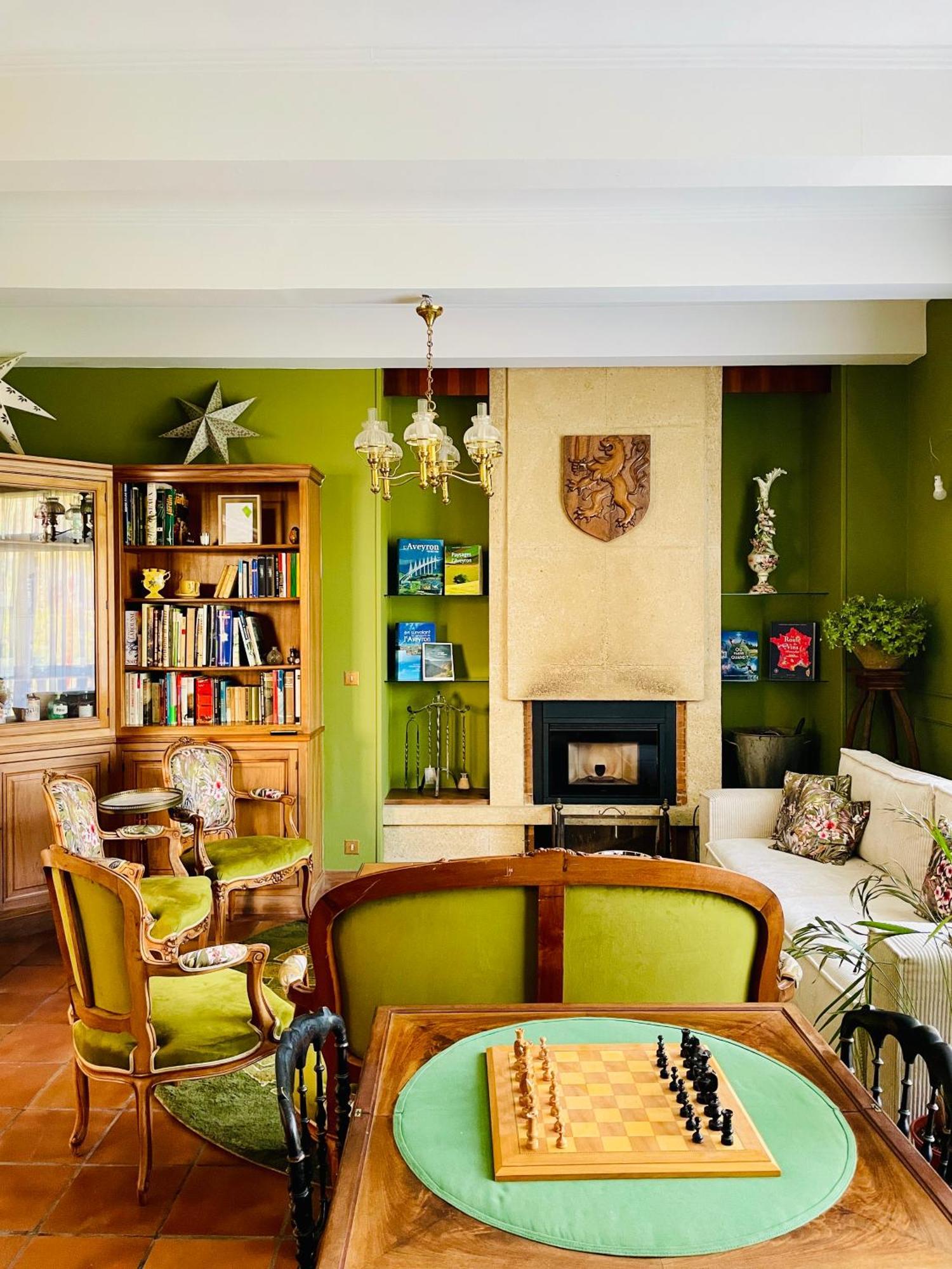 La Maison Au Toit Vert Espalion Exteriör bild